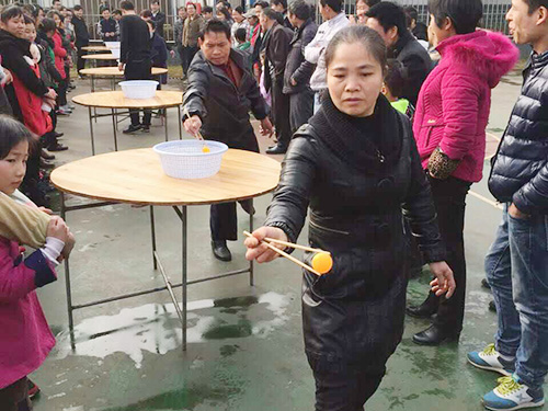 夾乒乓球接力賽 夾乒乓球接力賽